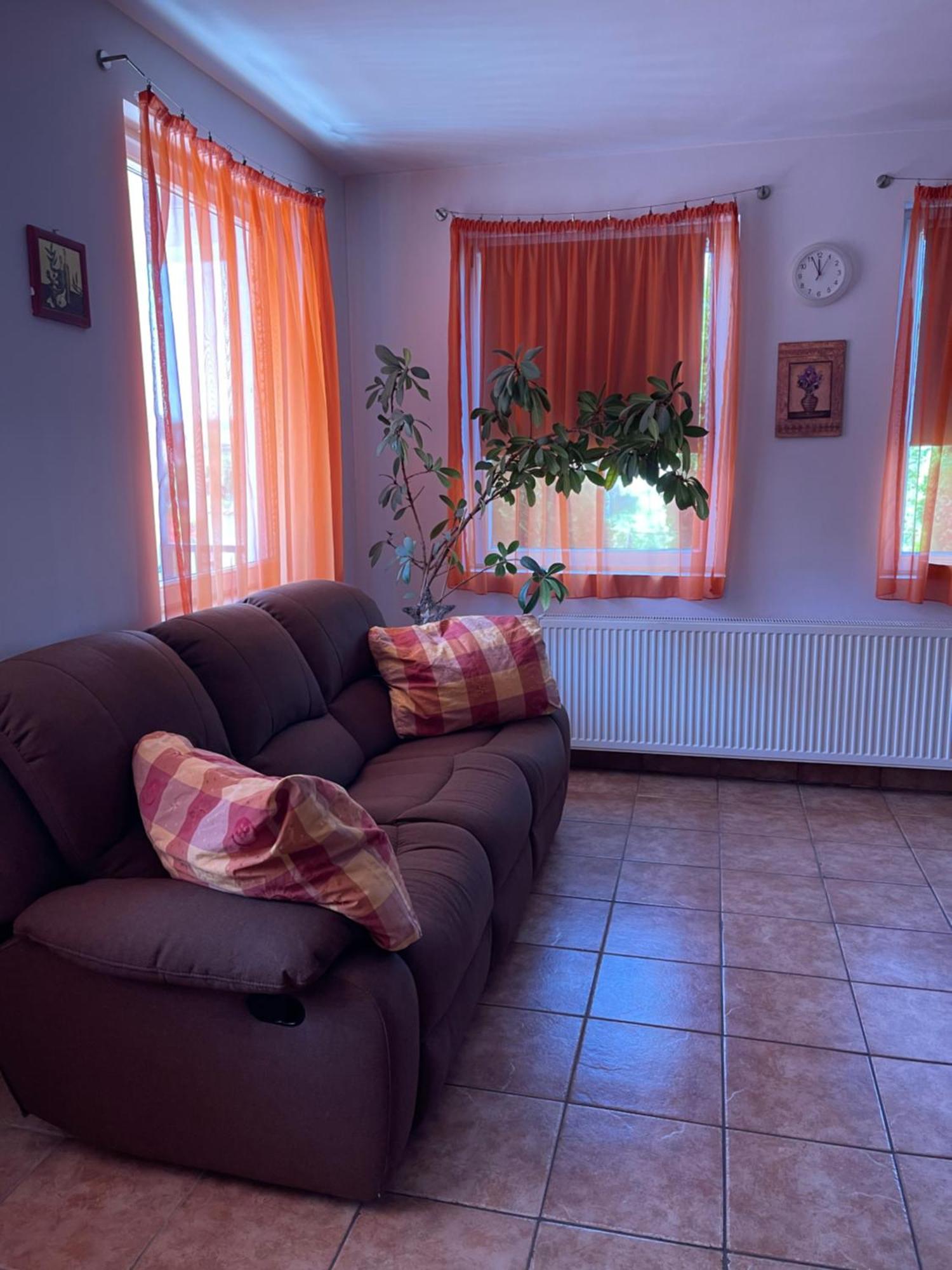 Panni Vendeghaz Hotel Egerszalok Bagian luar foto