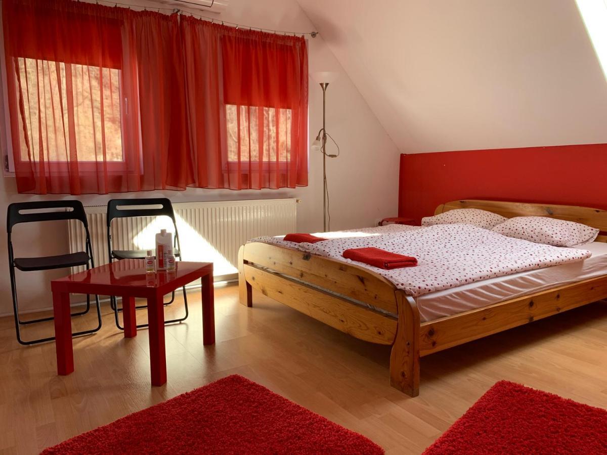 Panni Vendeghaz Hotel Egerszalok Bagian luar foto
